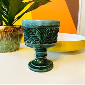 Vintage Midcentury Hull plant vase green leaves